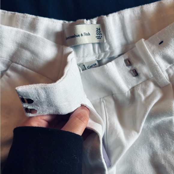 Abercrombie Wide Leg Dress Pant - 00S 
White/Cream - Picture 6 of 10